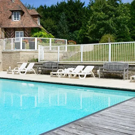 בית נופש Pennedepie Chateau Sleeps 22 Pool Wifi