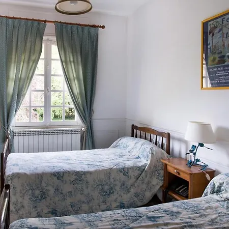 Pennedepie Chateau Sleeps 22 Pool Wifi * Cricquebœuf